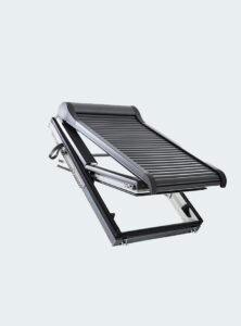 Dachfenster Schwingfenster mit Rollladen